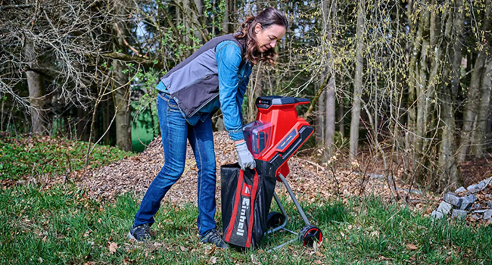 Shredding-garden-waste